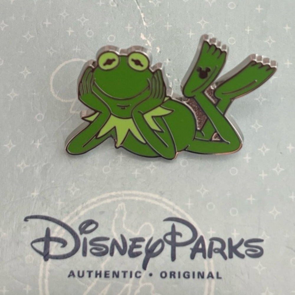 Disney Parks Kermit the Frog Wave B Hidden Disney Mystery Pin